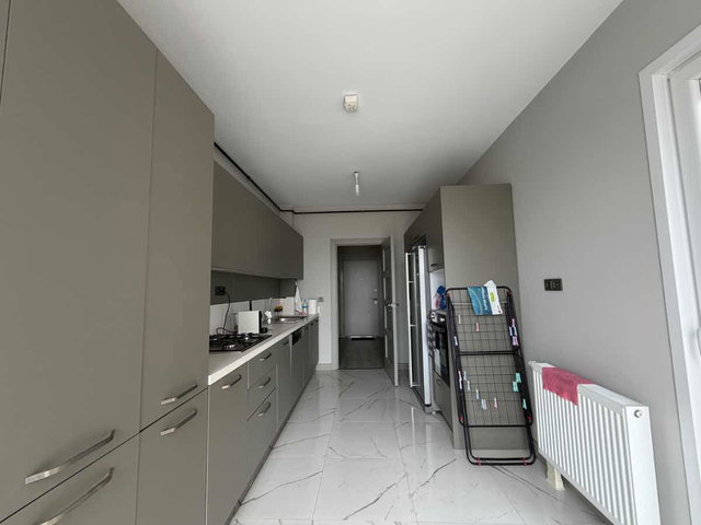 MEYDAN ARDIÇLI  KAPALI MUTFAK  2+1 SATILIK DAİRE