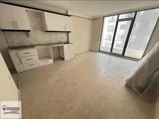RE/MAX ŞEHİR'DEN ÇINARCIK'DA SATILIK DAİRE