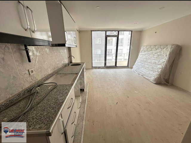 RE/MAX ŞEHİR'DEN ÇINARCIK'DA SATILIK DAİRE