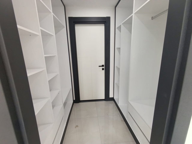 REMAX LAND'TEN HÜRRİYET MAH. İZSİZ TOWERS'TA KİRALIK 2+1 DAİRE