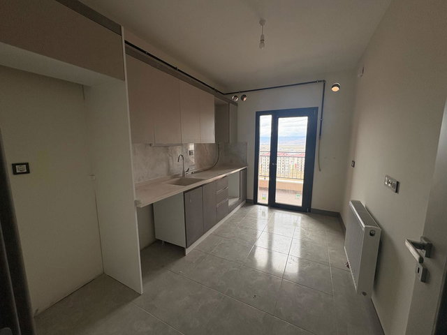 REMAX İLKE'DEN HİLALKENT'TE 3+1 KİRALIK DAİRE