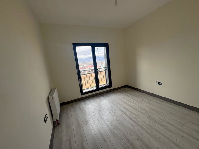 REMAX İLKE'DEN HİLALKENT'TE 3+1 KİRALIK DAİRE