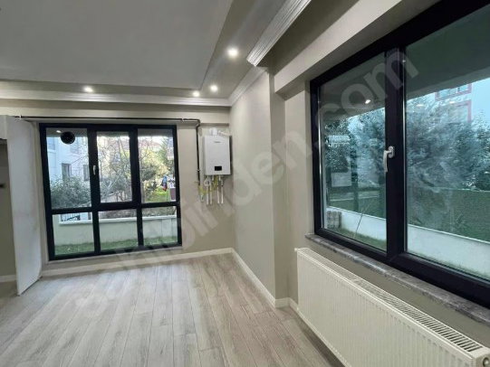 RE/MAX ŞEHİR'DEN ADNAN MENDERES MAHALLESİNDE SATILIK 1+1 DAİRE