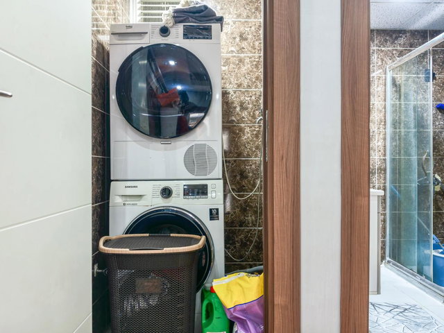 ESENYURT FATİH MAH.'DE GENİŞ-KULLANIŞLI-FERAH-ÖNÜ AÇIK 3+1 DAİRE