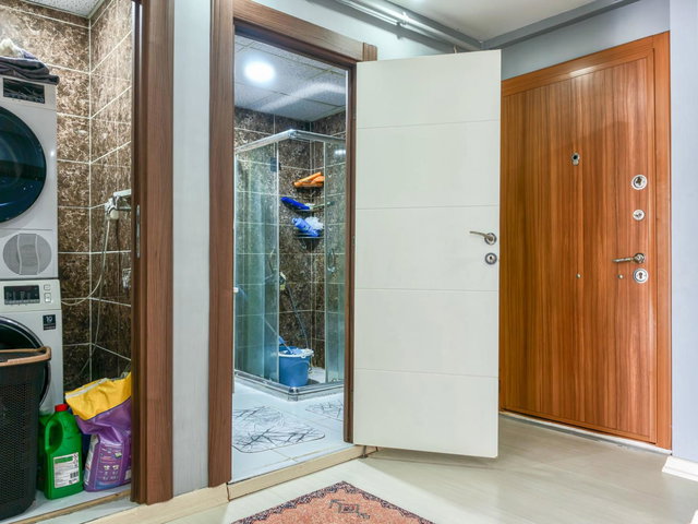 ESENYURT FATİH MAH.'DE GENİŞ-KULLANIŞLI-FERAH-ÖNÜ AÇIK 3+1 DAİRE