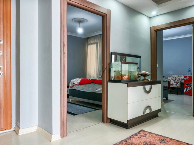 ESENYURT FATİH MAH.'DE GENİŞ-KULLANIŞLI-FERAH-ÖNÜ AÇIK 3+1 DAİRE