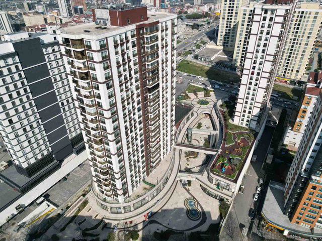 METRONUN DIBINDE LÜXERA MEYDANDA SATILIK 3+1HAVUZLU SITE DAIRESI