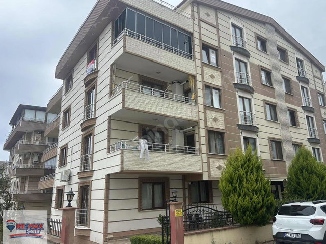 RE/MAX ŞEHİR'DEN ÇINARCIK'DA SATILIK DUBLEKS DAİRE