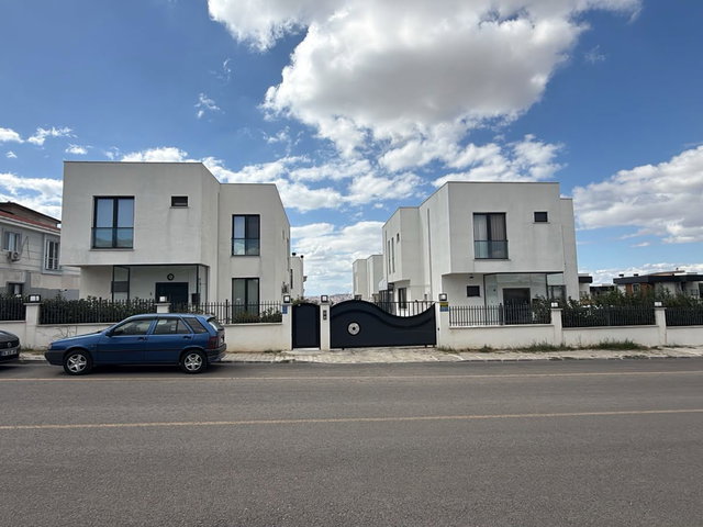 REMAXLAND'DEN TEKIRDAĞ'DA MÜSTAKIL HAVUZLU, 5+1 LÜKS VILLA