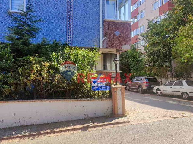ATAKENT ÖZKONAK PARKINA KOMŞU YEŞILLIKLER IÇINDE 2+1 KIRALIK