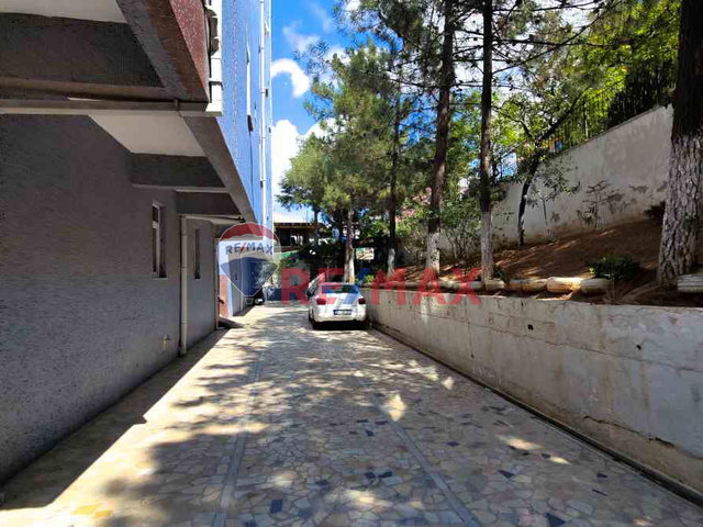ATAKENT ÖZKONAK PARKINA KOMŞU YEŞILLIKLER IÇINDE 2+1 KIRALIK