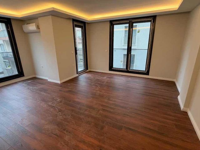 PENDİK BATI MAHALLESİ’NDE SAHİLE 100 MT | 95 M² NET | KAPALI OTOPARKLI 3+1