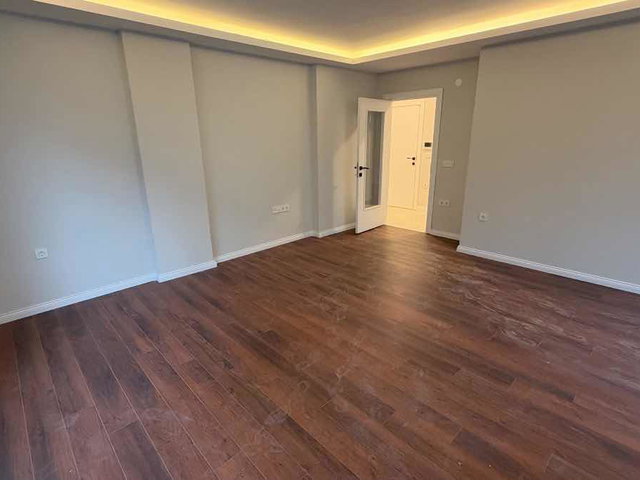 PENDİK BATI MAHALLESİ’NDE SAHİLE 100 MT | 95 M² NET | KAPALI OTOPARKLI 3+1