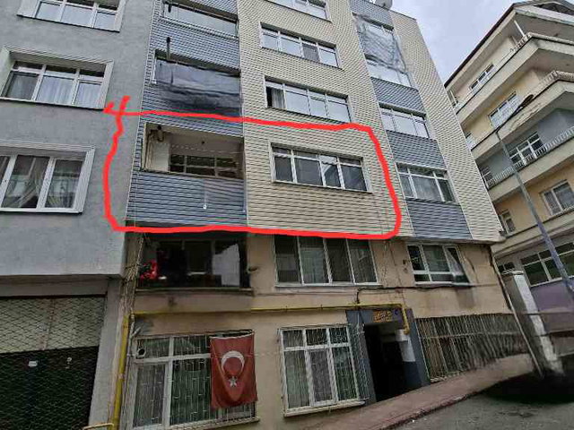 RE/MAX HAKAN AKYEL'DEN İLKADIM’DA  2+1 /80 M² NET | BALKONLU | DOĞALGAZ KOMBİLİ KİRALIK DAİRE