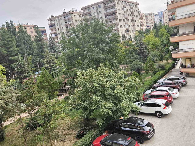 ETA 21 SİTESİNDE 4+1 AMA BİR ODASI KAPALI 3+1 KİRALIK DAİRE