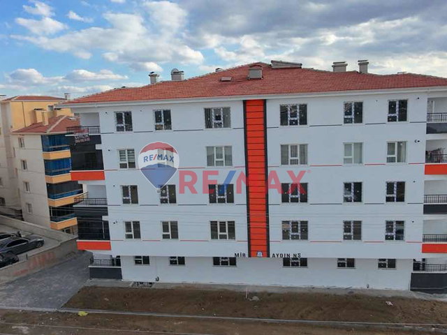 YENIKENT FEVZI ÇAKMAK KIRALIK 3+1 SIFIR DAIRE ARA KAT ÖN CEPHE