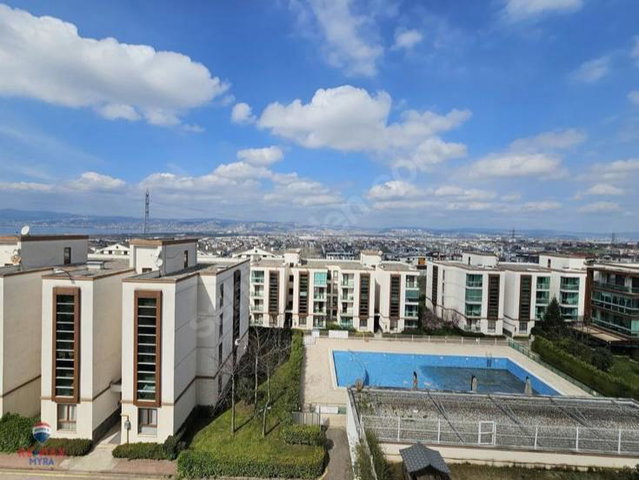 BAŞİSKELE ALİZEPARK CİTY'DE 3+1 DENİZ MANZARALI SATILIK DAİRE