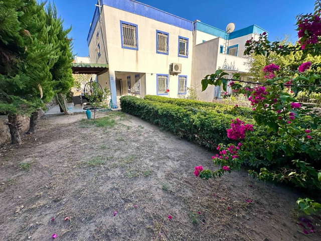 BODRUM AKYARLAR MANOLYA SİTESİNDE MÜSTAKİL BAHÇELİ 3+1 DUBLEKS