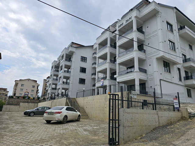 İZMİT GÜNDOĞDU ŞEHİR HASTANESİNE YAKIN SATILIK 2+1 DAİRE