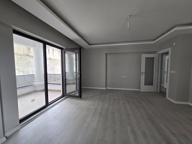 İZMİT GÜNDOĞDU ŞEHİR HASTANESİNE YAKIN SATILIK 2+1 DAİRE