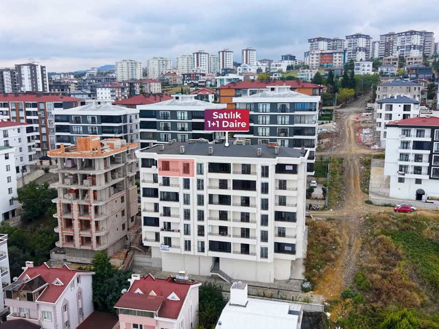 HÜSEYIN BOYLU'DAN PANORAMIK DENIZ MANZARALI GENIŞ BALKONLU DAIRE