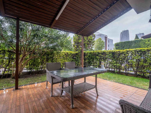 REMAX AREA DAN GEÇITPARK SITESI SATILIK 3+1 BAHÇE DUBLEKS DAIRE
