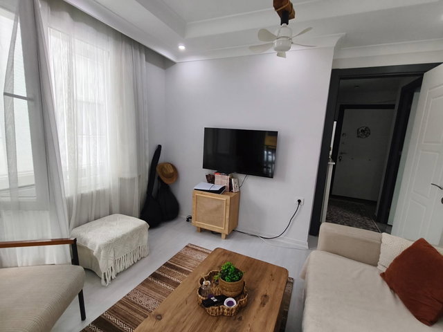 BEYLİKDÜZÜ YAKUPLU SATILIK 1+1 YÜKSEK GİRİŞ DAİRE