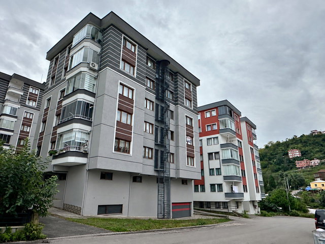 1 NOLU BEŞİRLİ MAHALLESİ 24 EVLER SİTESİNDE SATILIK 3+1 DAİRE