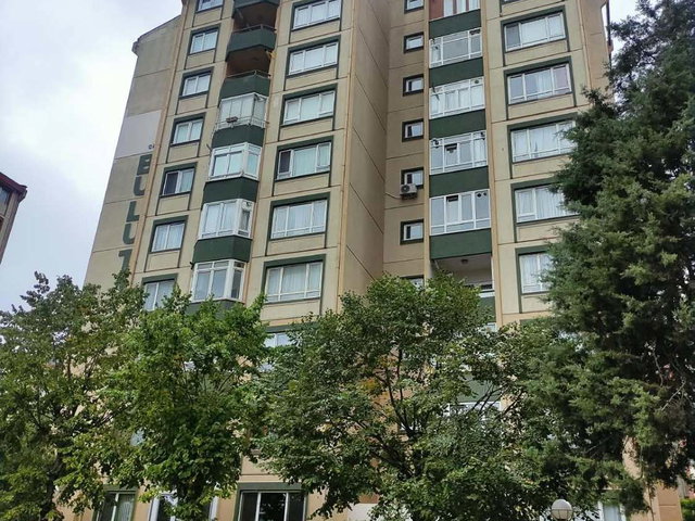 GEBZE YENİKENT TE SATILIK 1+1  ARAKAT DAİRE