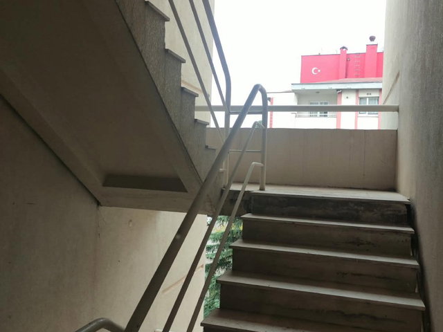 GEBZE YENİKENT TE SATILIK 1+1  ARAKAT DAİRE