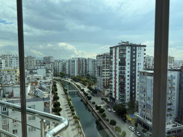 RE/MAX OVA’DAN ÇUKUROVA TOROS MAHALLESİ’NDE PANORAMİK MANZARALI EŞYALI 4+1 SATILIK DAİRE