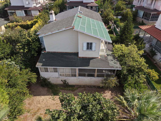 ÇEŞME DALYAN’DA 3+1, 2 KATLI, 3 CEPHELİ SATILIK VİLLA