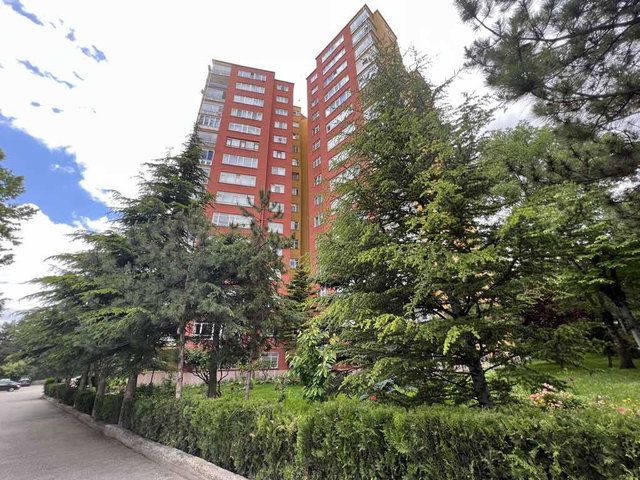 DEMETEVLER MAHALLESİ HAVACILAR SİTESİ KİRALIK 3+1 DAİRE