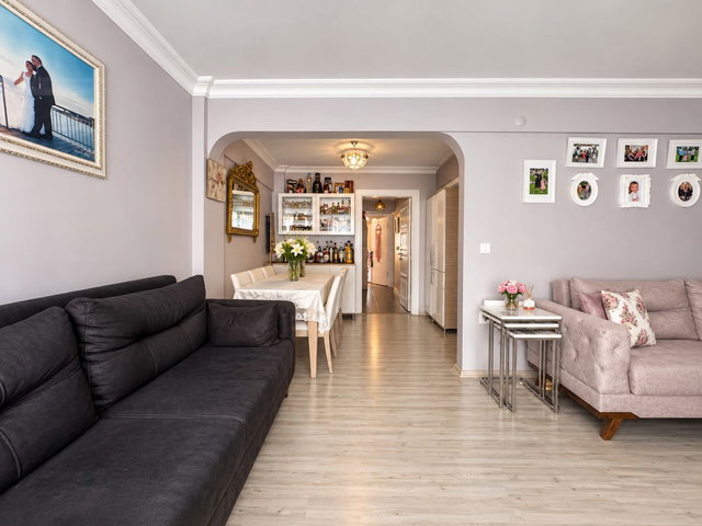 BAKIRKÖY YENİMAHALLEDE ULAŞIMIN MERKEZİNDE MASRAFSIZ 2+1