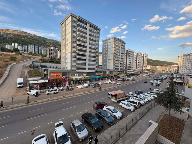 KUZEY ÇEVRE YOLU TOKİ'DE 3+1 | 155 M² BRÜT | 3. KAT | 3 CEPHE | BOŞ & EŞYASIZ