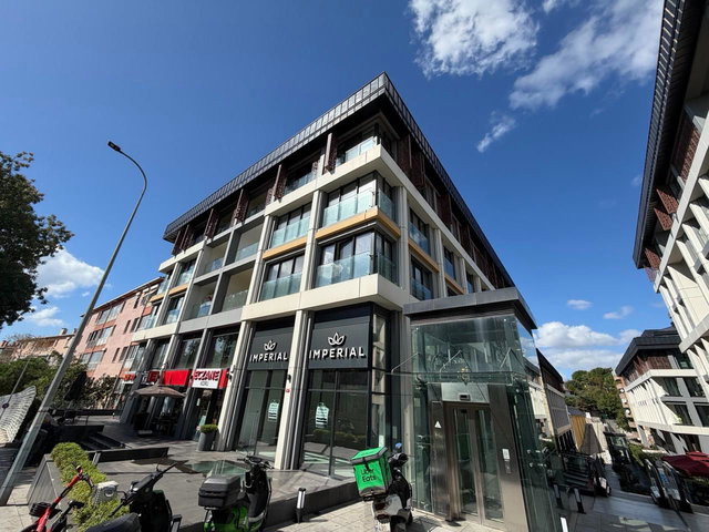 ÜSKÜDAR KOŞUYOLU VALİDEBAĞ KONAKLARI KİRALIK 1+1 DAİRE !