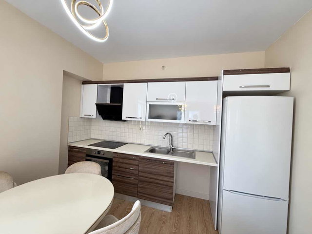 ARİS GRAND TOWER CADDE CEPHE SATILIK 2+1 KELEPİR DAİRE