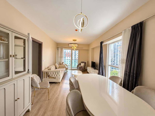 ARİS GRAND TOWER CADDE CEPHE SATILIK 2+1 KELEPİR DAİRE