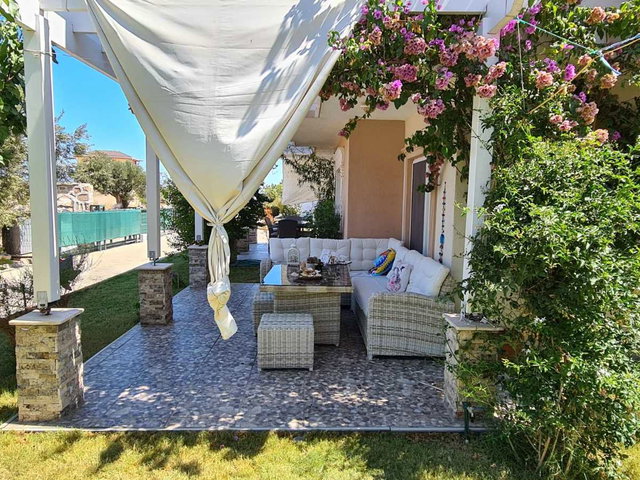 AYVALIK CUNDA MELINA KONAKLARI 3+1 EŞYALI KİRALIK VİLLA