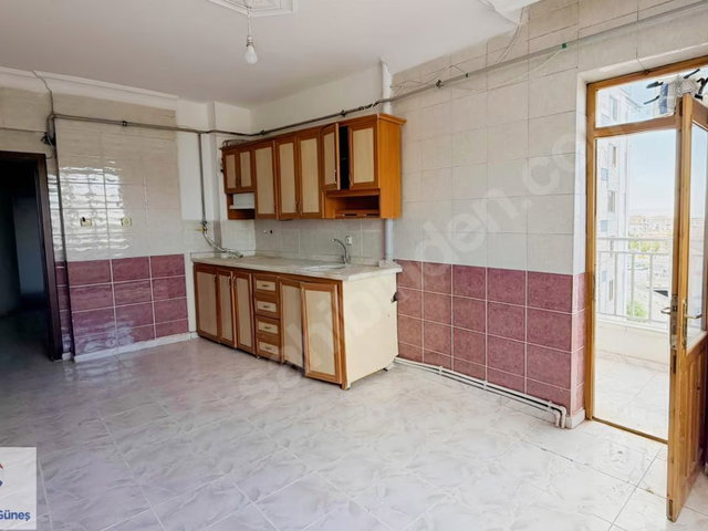 ZAFER MAH. ÇEVREYOLUNA YAKIN 3+1 ARAKAT KİRALIK DAİRE