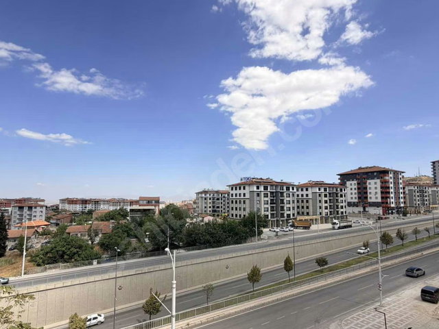 ZAFER MAH. ÇEVREYOLUNA YAKIN 3+1 ARAKAT KİRALIK DAİRE