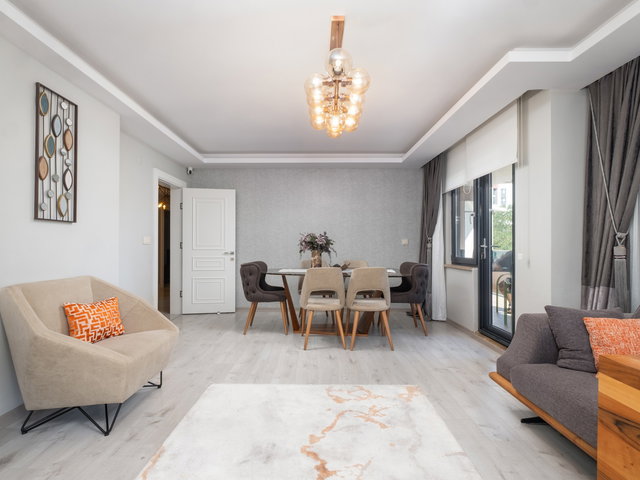 REMAX ADVANTAGE'DEN BALAT'TA BUTİK SİTEDE 3+1 ARAKAT DAİRE