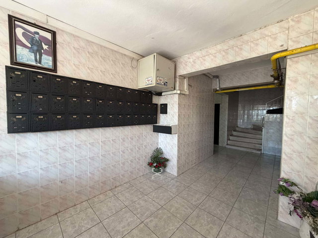 ÇİĞLİ EVKA 5 ATATÜRK MAHALLESİNDE SATILIK 3+1 FIRSAT DAİRE