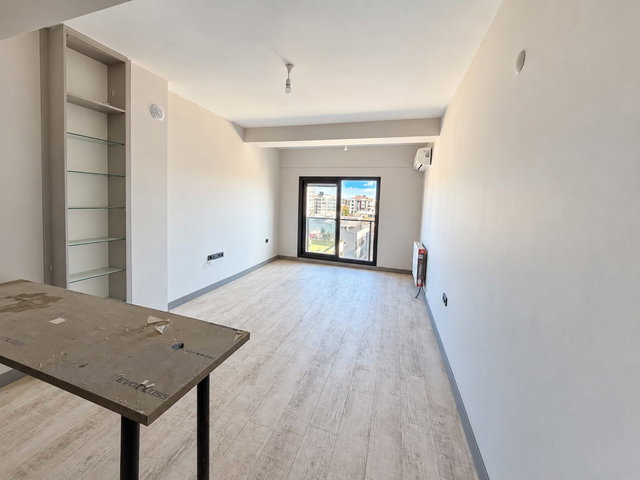 ÇİĞLİ BALATÇIK MERKEZİ KONUMDA OTURUMA HAZIR KİRALIK 1+1