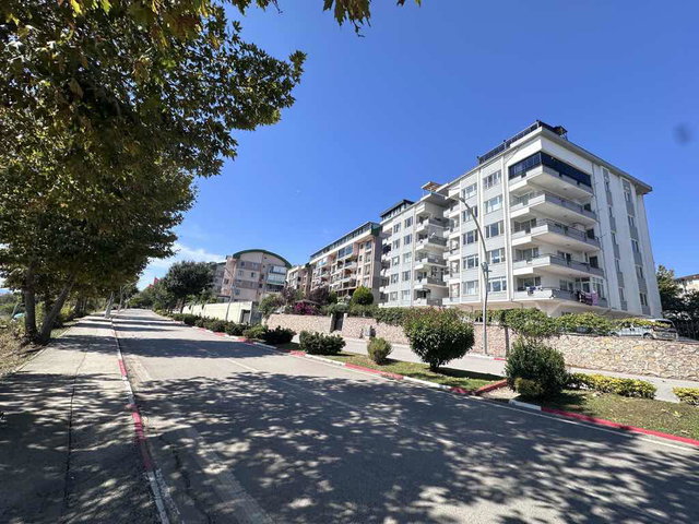 DERİNCE 60 EVLER FULL DENİZ MANARALI SİTE İÇİNDE 3+1 KİRALIK DAİRE