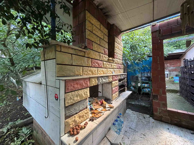 REMAX KANYON'DAN 4502M2 İÇERISINDE 2+1 MÜSTAKIL EV