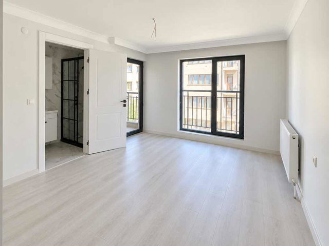 TUNALI’YA YÜRÜME MESAFESİNDE | BAŞÇAVUŞ SOKAK’TA SIFIR  3+1 DAİRE
