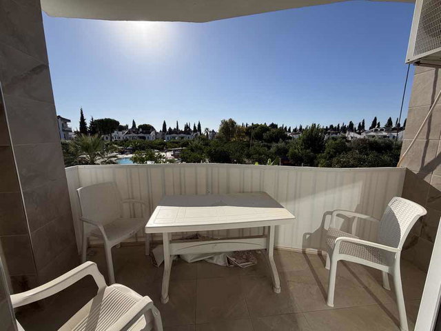 KARAOVA MAHALLESİ’NDE HAVUZLU SİTEDE DOĞA İÇERİSİNDE DENİZE YAKIN 1+1 ARAKAT DAİRE