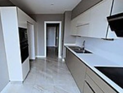 AVRUPA KONUTLARI YAMANEVLER 2+1 ORMAN MANZARALI ÖNÜ AÇIK DAİRE