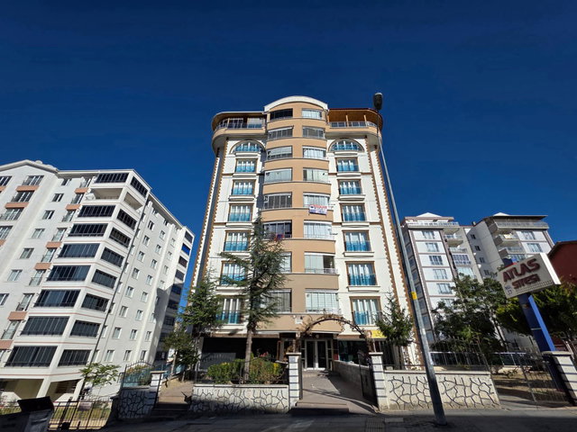 ŞEHİTLER CAD ÜSTÜ 4. KAT ÖN CEPHE SATILIK 3+1 DAİRE